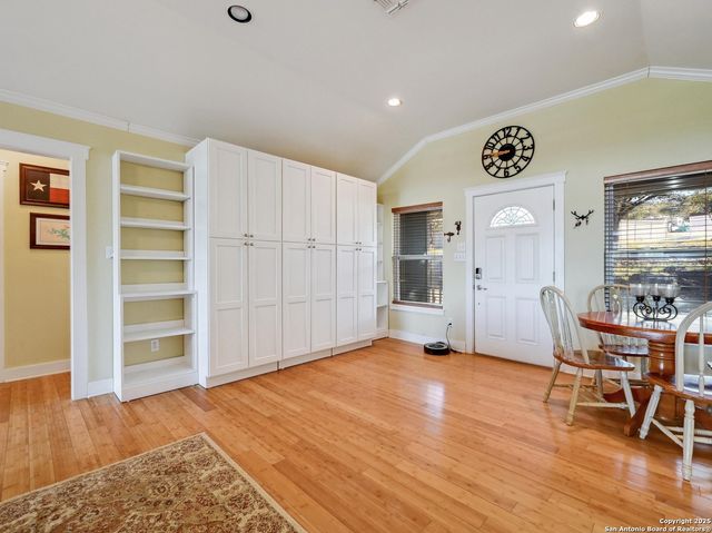2106 Lakeshore, Canyon Lake, TX 78133