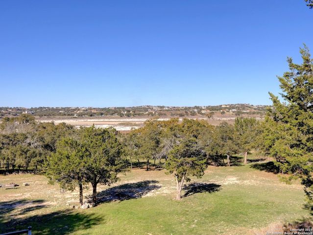 2106 Lakeshore, Canyon Lake, TX 78133