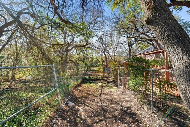 6005 San Paublo CT, Austin, TX 78749