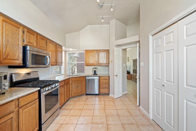 6005 San Paublo CT, Austin, TX 78749