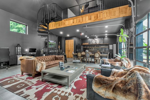 5836 Cloverland Dr, Brentwood, TN 37027