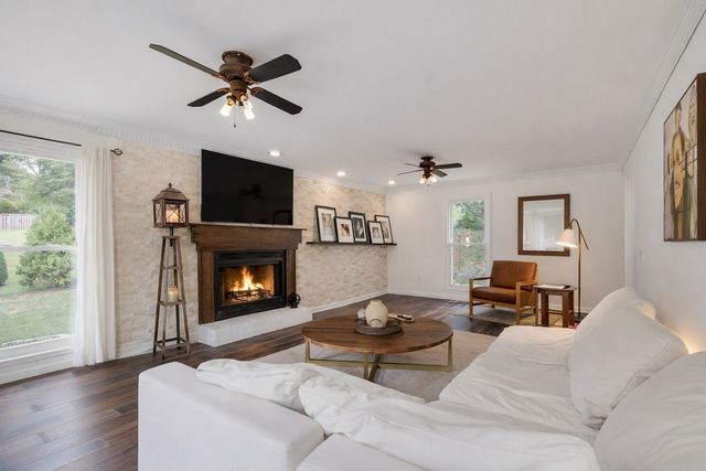 5836 Cloverland Dr, Brentwood, TN 37027