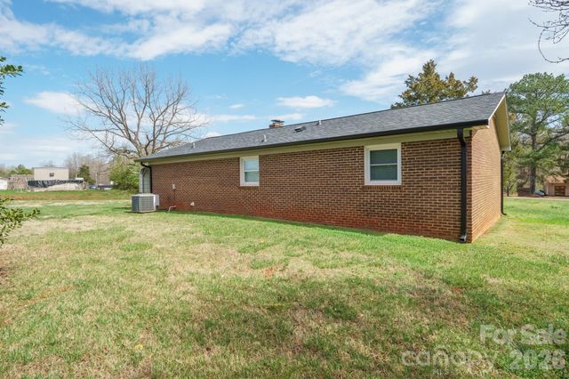 2514 Shoal Creek Church Road, Shelby, NC 28152