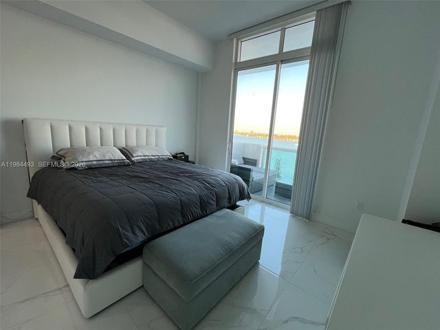 7910 Harbor Island Dr 1202, North Bay Village, FL 33141