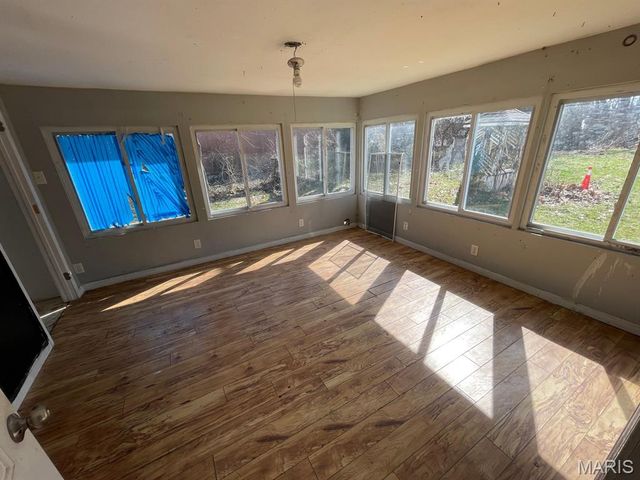 711 W Country Lane, Collinsville, IL 62234