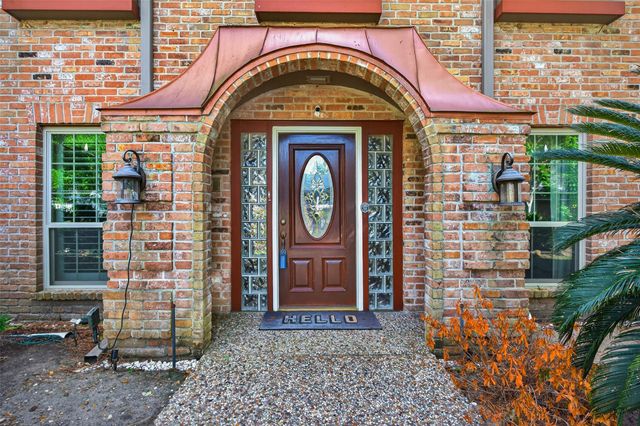 5503 Pebble Springs Drive, Houston, TX 77066