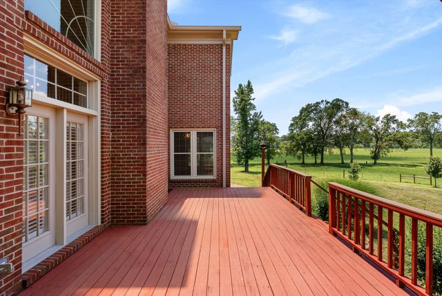 2132 Neelys Bend Rd, Madison, TN 37115