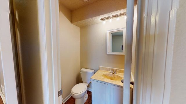 218 Renfro Street A, Grand Prairie, TX 75051
