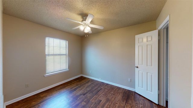 218 Renfro Street A, Grand Prairie, TX 75051