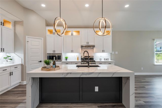 8310 Swiftwater Lane, Houston, TX 77075