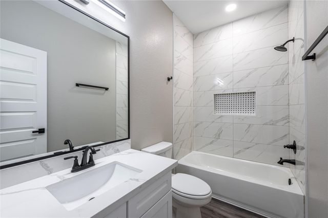 8310 Swiftwater Lane, Houston, TX 77075