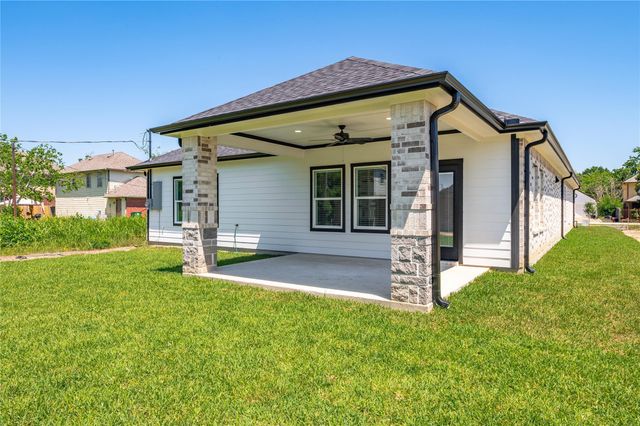 8310 Swiftwater Lane, Houston, TX 77075