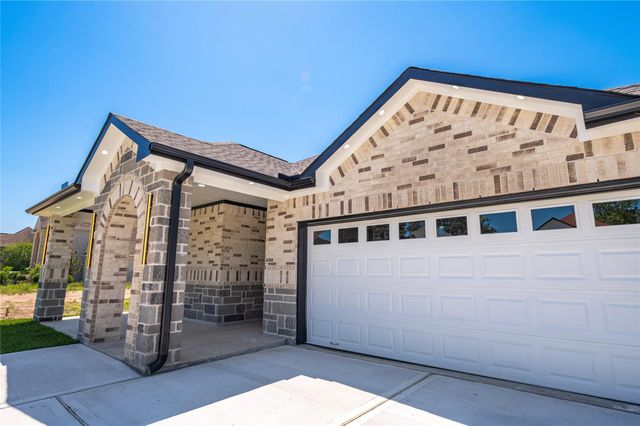 8310 Swiftwater Lane, Houston, TX 77075