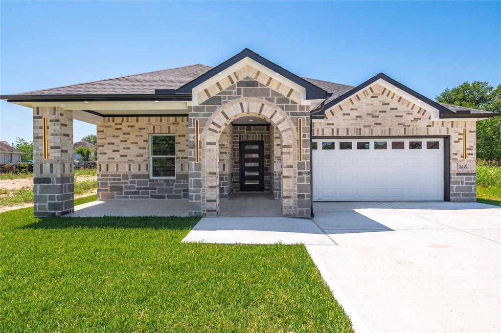 8310 Swiftwater Lane, Houston, TX 77075