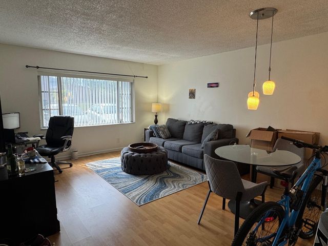 5840 NE 22nd Way 705, Fort Lauderdale, FL 33308