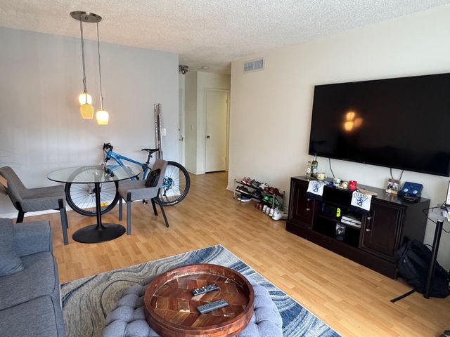 5840 NE 22nd Way 705, Fort Lauderdale, FL 33308