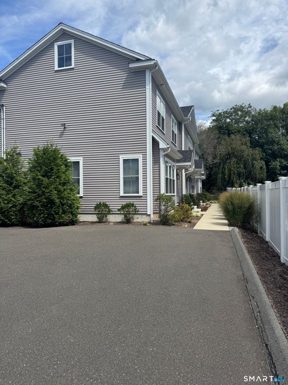 348 Halley Avenue, Fairfield, CT 06825
