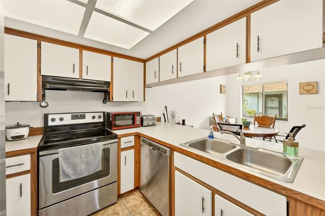 5045 70TH PLACE N 5045, Pinellas Park, FL 33781