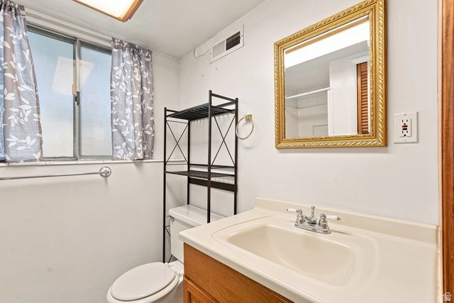 111 W 400 S, Kaysville, UT 84037