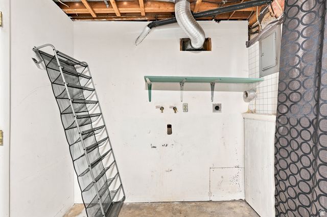 111 W 400 S, Kaysville, UT 84037