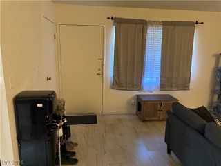 2080 Karen Avenue 15, Las Vegas, NV 89169