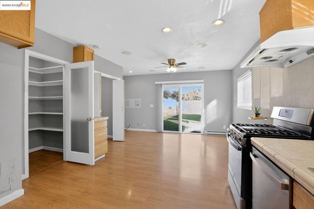 380 N 11th ST, San Jose, CA 95112