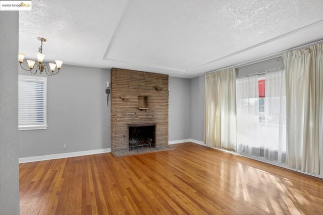 380 N 11th ST, San Jose, CA 95112