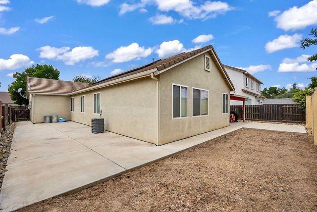 1720 Somersby Ln, Ceres, CA 95307