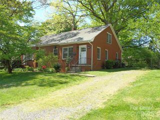 803 Wood Street, Statesville, NC 28677