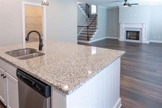 3578 Red Barn Lane, Apison, TN 37302