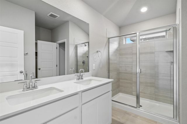 1563 Zion DR, New Braunfels, TX 78132