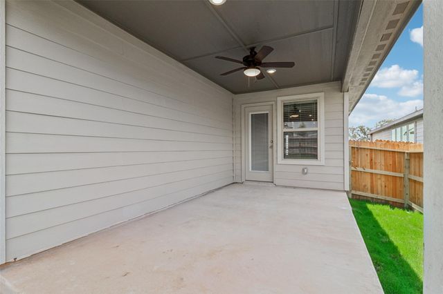 1563 Zion DR, New Braunfels, TX 78132
