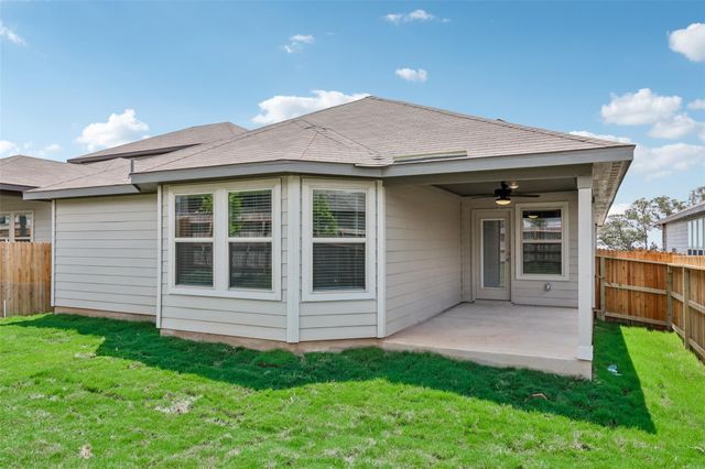 1563 Zion DR, New Braunfels, TX 78132