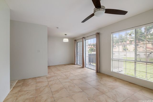 46-1062 Emepela Way 8S, Kaneohe, HI 96744