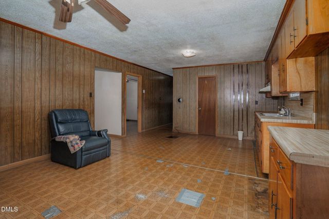 9932 Straight Gate Road, Whitakers, NC 27891