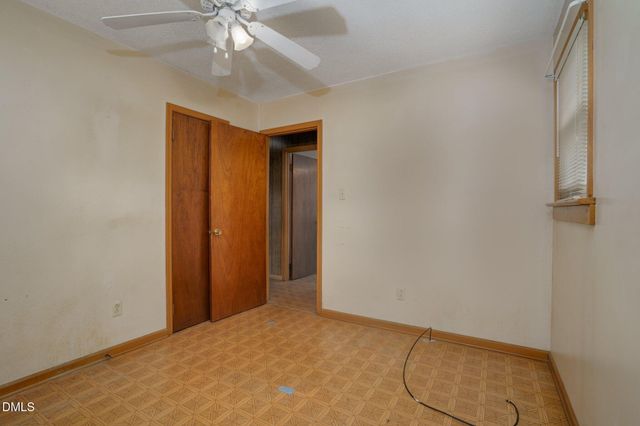 9932 Straight Gate Road, Whitakers, NC 27891