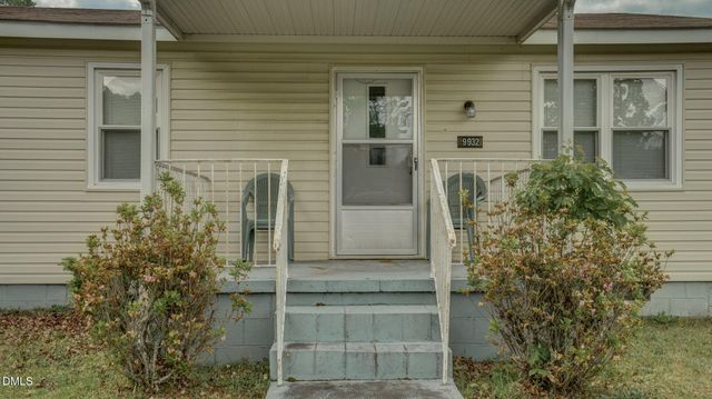 9932 Straight Gate Road, Whitakers, NC 27891