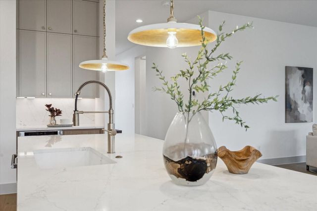 7210 Jalna Street, Houston, TX 77055