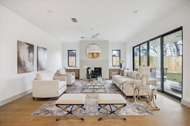 7210 Jalna Street, Houston, TX 77055