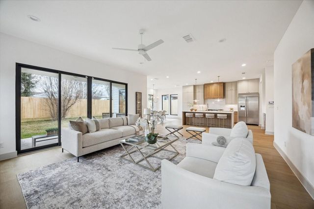 7210 Jalna Street, Houston, TX 77055