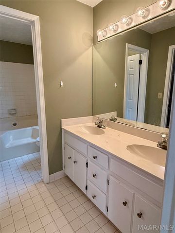 5733 NEELY Lane, Montgomery, AL 36116