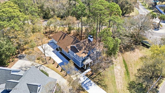 6108 Harbor Oaks Drive, Southport, NC 28461