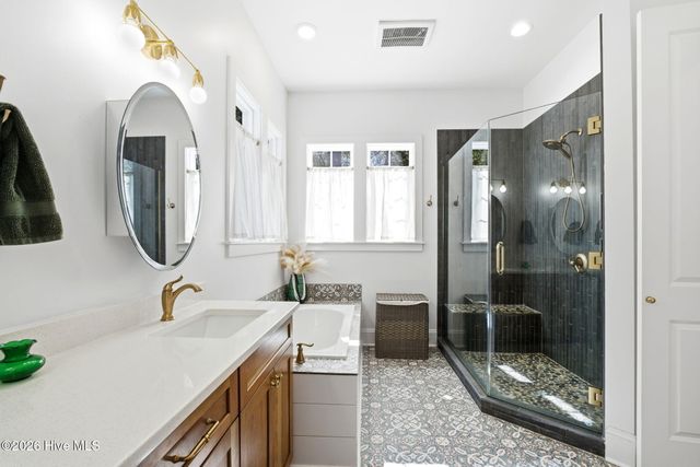 6108 Harbor Oaks Drive, Southport, NC 28461