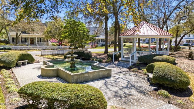 6108 Harbor Oaks Drive, Southport, NC 28461