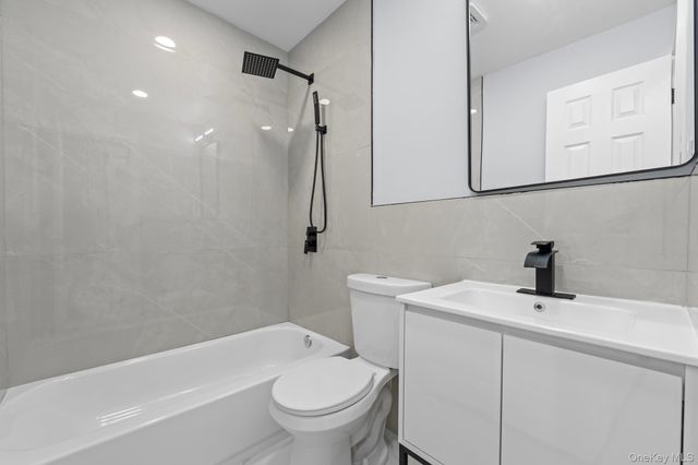 1010 Van Siclen Avenue, Brooklyn, NY 11207