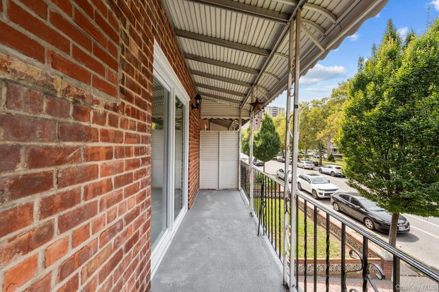 1010 Van Siclen Avenue, Brooklyn, NY 11207