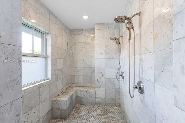 6845 SW 98th St, Pinecrest, FL 33156