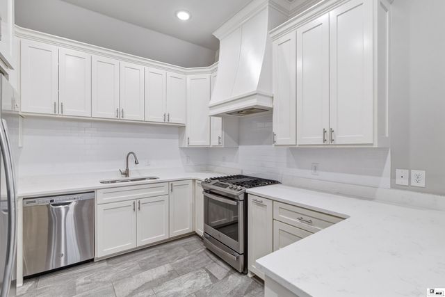 108 VIEUX CARRE PLACE, Monroe, LA 71203