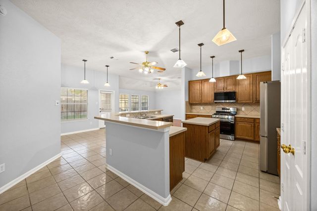 4902 Bonny Loch Lane, Houston, TX 77084