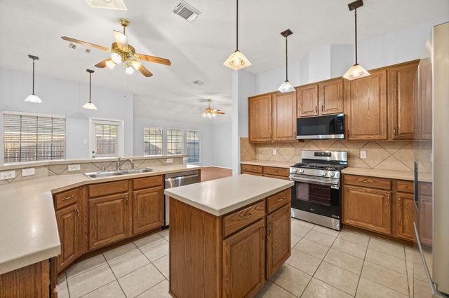 4902 Bonny Loch Lane, Houston, TX 77084